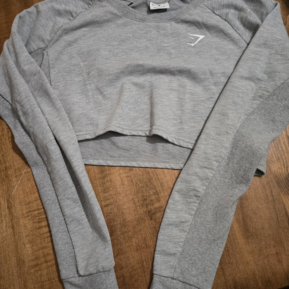 Gymshark Heather Gray Sweatshirt Cropped